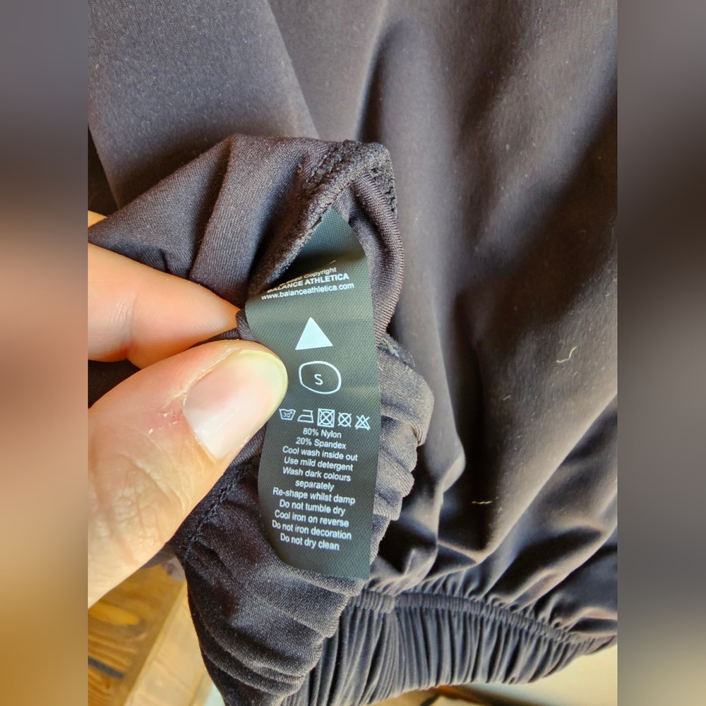 NWT: Midnight Outlander Crew - Picture 4 of 6